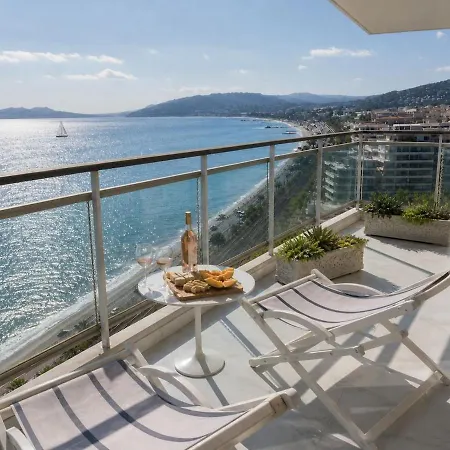 3 Baths Sea View Terrace شقة كان
