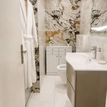 3 Baths Sea View Terrace